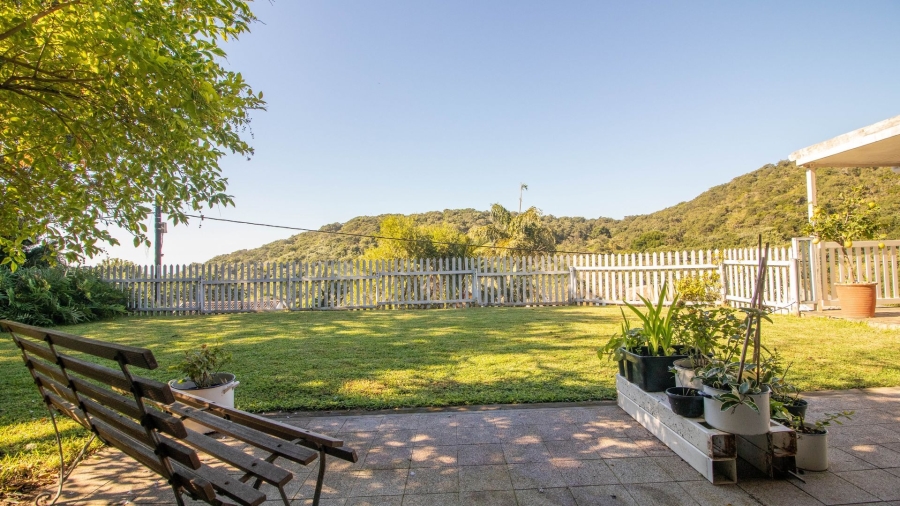 3 Bedroom Property for Sale in Bonza Bay Eastern Cape
